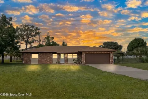 502 Australian Road NW Palm Bay FL 32907