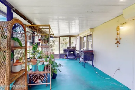 502 Australian Road NW Palm Bay FL 32907