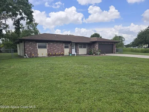 502 Australian Road NW Palm Bay FL 32907