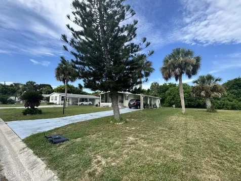 7590 Blackhawk Road Micco FL 32976