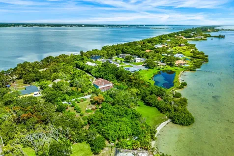 9400 S Tropical Trail Merritt Island FL 32952