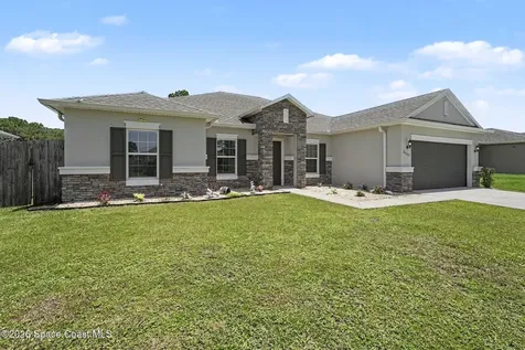 2251 Angel Road SE Palm Bay FL 32909