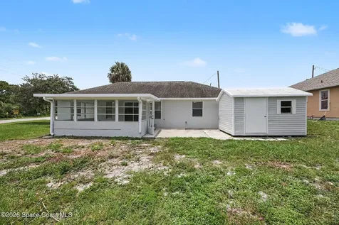 226 12th Street SW Vero Beach FL 32962
