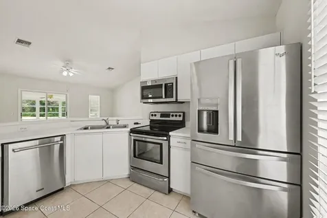 226 12th Street SW Vero Beach FL 32962
