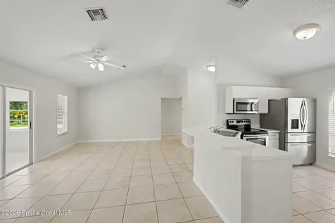226 12th Street SW Vero Beach FL 32962