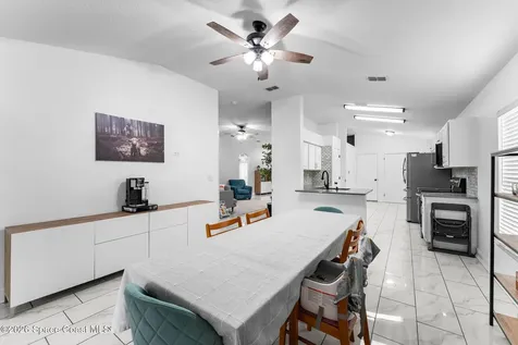 301 Wishing Well Circle SW Palm Bay FL 32908