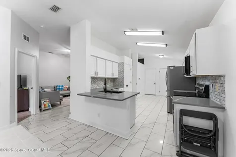 301 Wishing Well Circle SW Palm Bay FL 32908