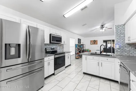 301 Wishing Well Circle SW Palm Bay FL 32908