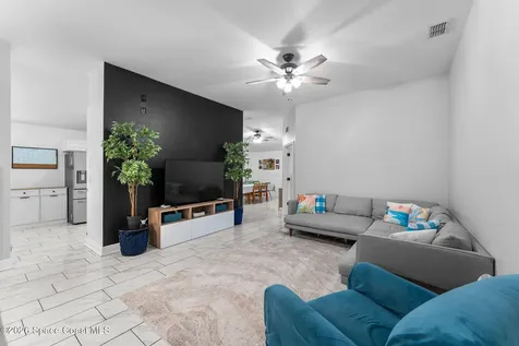 301 Wishing Well Circle SW Palm Bay FL 32908