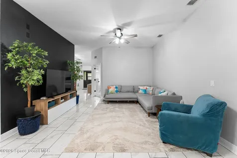 301 Wishing Well Circle SW Palm Bay FL 32908