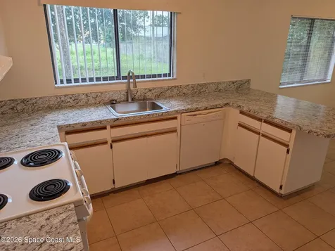 1257 NW Lamplighter Drive NW Palm Bay FL 32907