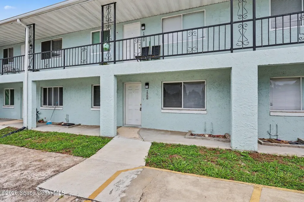 1588 South Street Titusville FL 32780