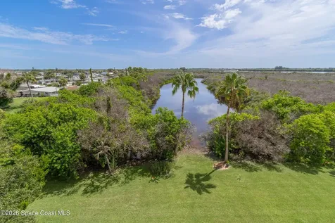 821 Del Rio Way Merritt Island FL 32953
