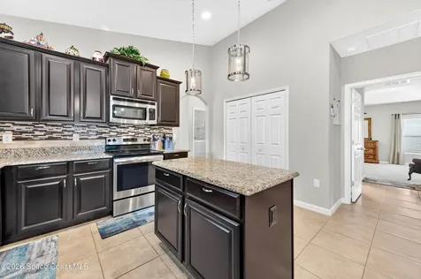 2247 Snapdragon Drive NW Palm Bay FL 32907