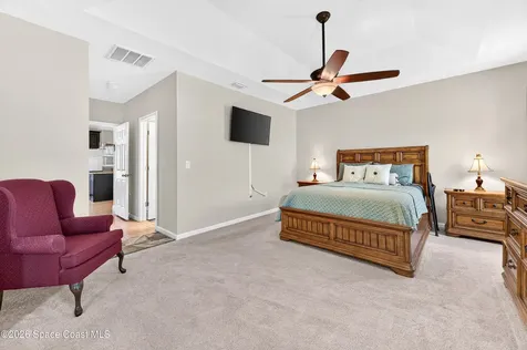 2247 Snapdragon Drive NW Palm Bay FL 32907