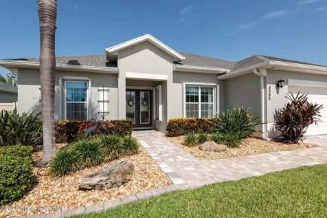 4085 Negal Circle Melbourne FL 32901