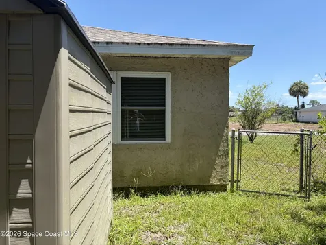 126 Vanguard Circle Cocoa FL 32926