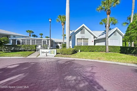 997 Sonesta Avenue NE Palm Bay FL 32905