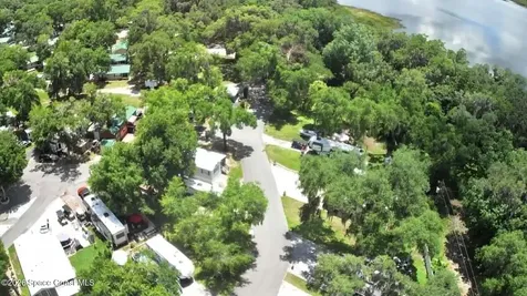 25075 NE 143rd Place Fort Mccoy FL 32134