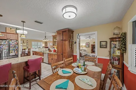 1810 Whispering Oaks Circle Melbourne FL 32934