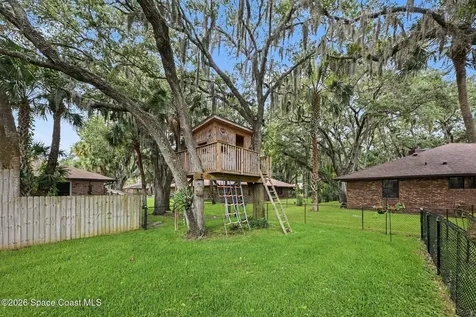 1810 Whispering Oaks Circle Melbourne FL 32934