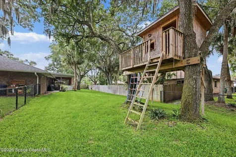 1810 Whispering Oaks Circle Melbourne FL 32934