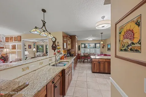 1810 Whispering Oaks Circle Melbourne FL 32934