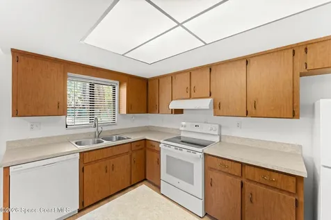 201 Cocoa Isles Boulevard Cocoa Beach FL 32931
