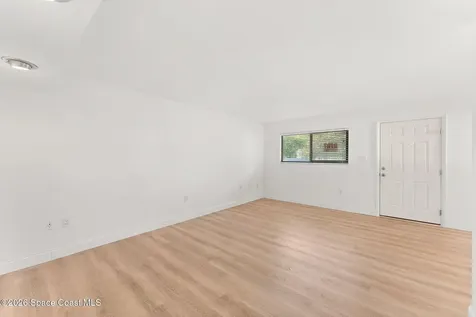 201 Cocoa Isles Boulevard Cocoa Beach FL 32931