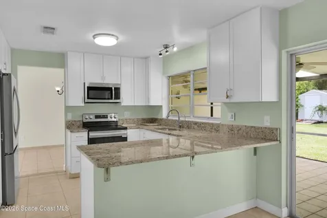 191 SW Ivanhoe Court Port St. Lucie FL 34983