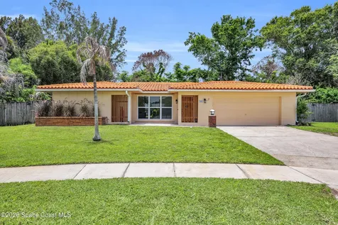 191 SW Ivanhoe Court Port St. Lucie FL 34983