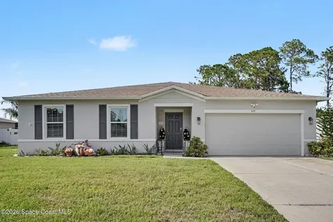 975 Sablon Street SE Palm Bay FL 32909
