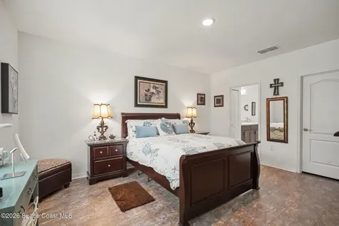 975 Sablon Street SE Palm Bay FL 32909