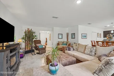 975 Sablon Street SE Palm Bay FL 32909