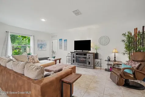 975 Sablon Street SE Palm Bay FL 32909