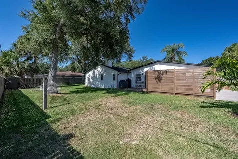938 Pembroke Avenue NE Palm Bay FL 32907
