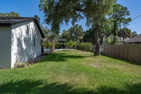 938 Pembroke Avenue NE Palm Bay FL 32907
