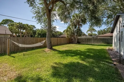 938 Pembroke Avenue NE Palm Bay FL 32907