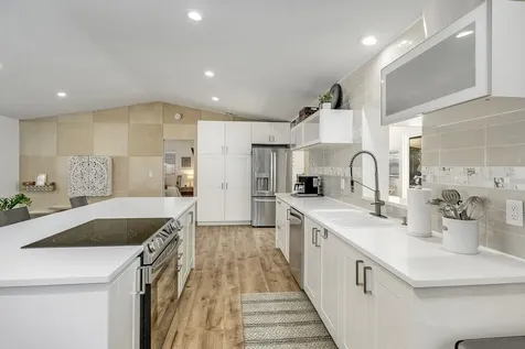 938 Pembroke Avenue NE Palm Bay FL 32907