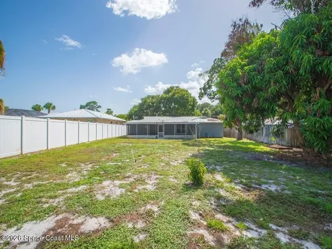 2309 NE 13th Court Jensen Beach FL 34957