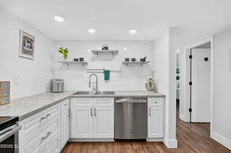 1649 Sunny Brook Lane NE Palm Bay FL 32905