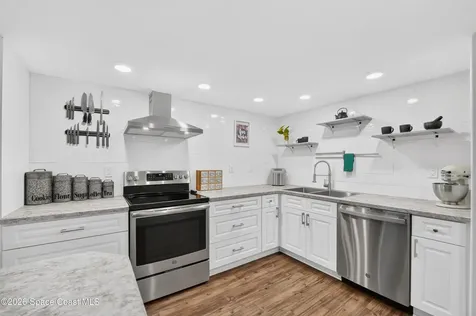 1649 Sunny Brook Lane NE Palm Bay FL 32905