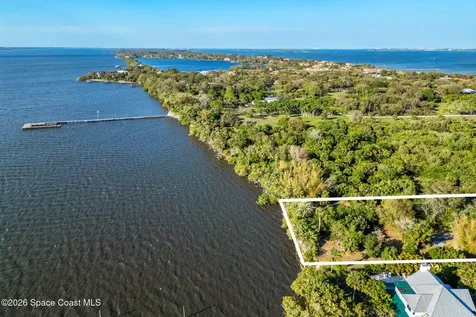 5405 Freedom Lane Merritt Island FL 32952