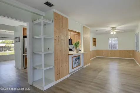 243 Dickens Avenue Sebastian FL 32958