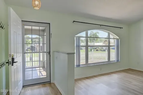 243 Dickens Avenue Sebastian FL 32958