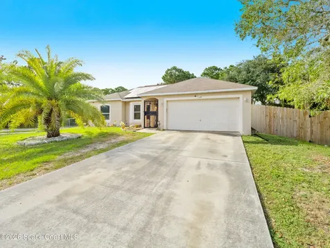 1299 Danforth Street SW Palm Bay FL 32908