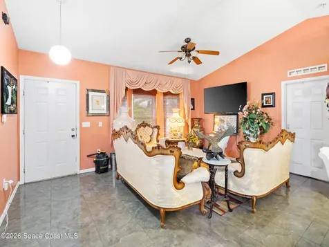 1299 Danforth Street SW Palm Bay FL 32908