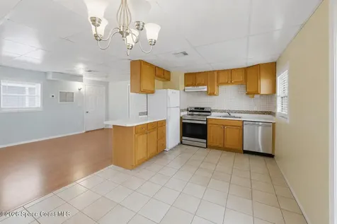 214 Madison Avenue Cape Canaveral FL 32920
