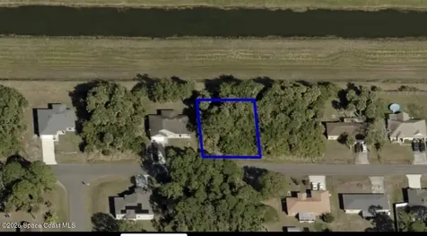 1025 Serenade Street NW Palm Bay FL 32907
