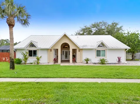 2582 Empire Avenue E Melbourne FL 32934
